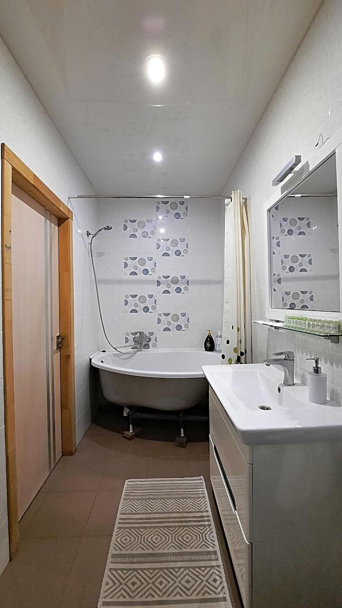 Alex Apartment Сеть апартаментов Бесконтактное заселение 24-7 Полтава Экстерьер фото